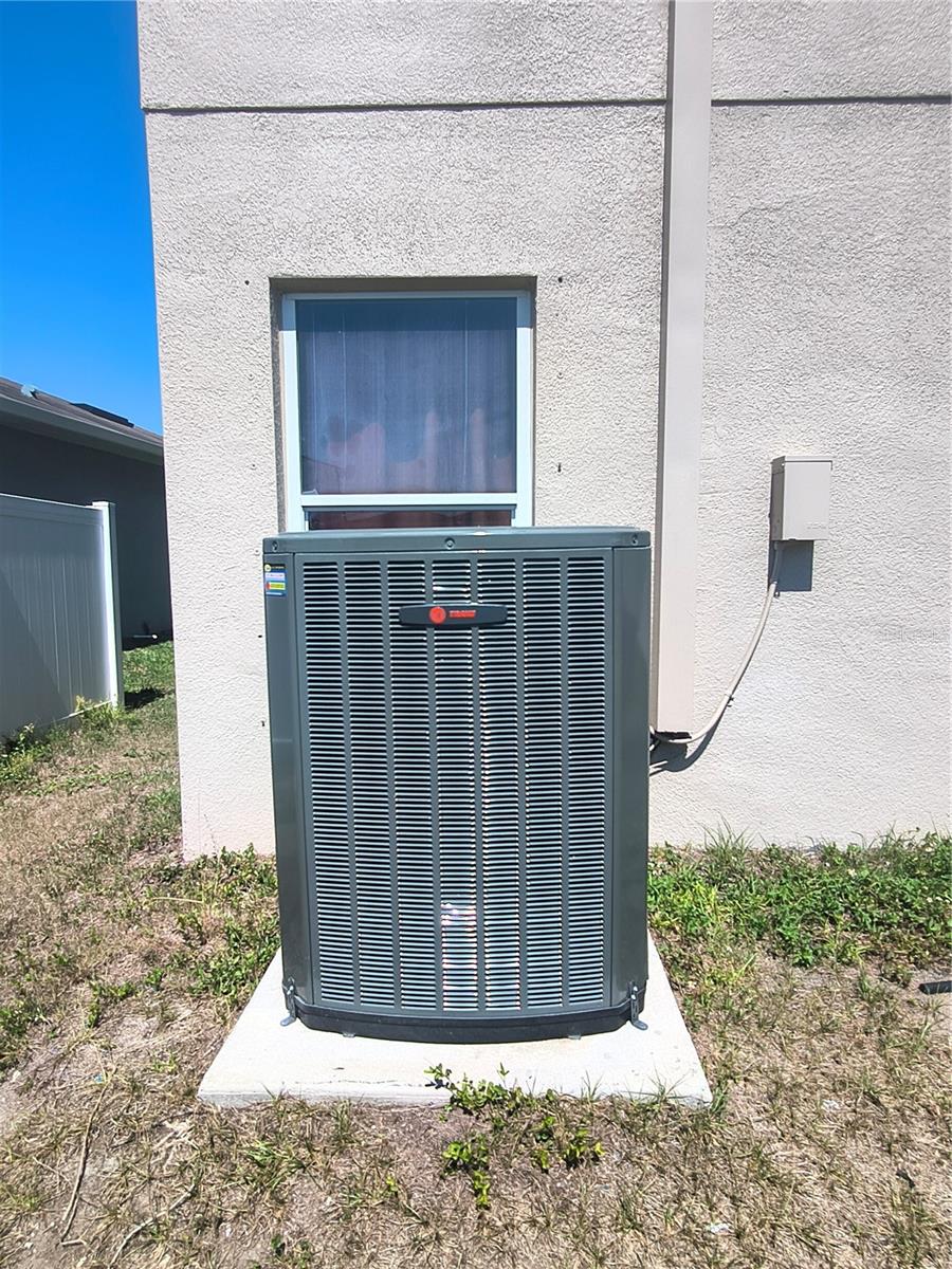 14452 SCOTTBURGH GLEN DR, WIMAUMA, FL, 33598