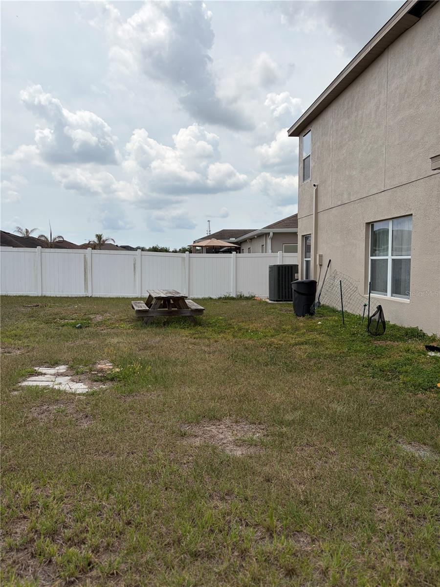 14452 SCOTTBURGH GLEN DR, WIMAUMA, FL, 33598