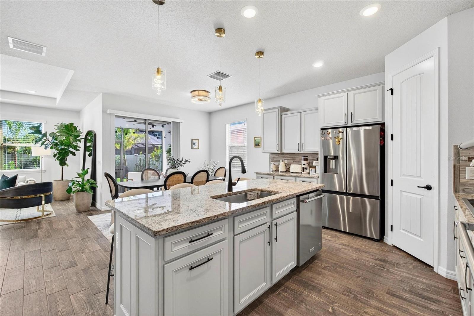 18744 BIRCHWOOD GROVES DR, LUTZ, FL, 33558