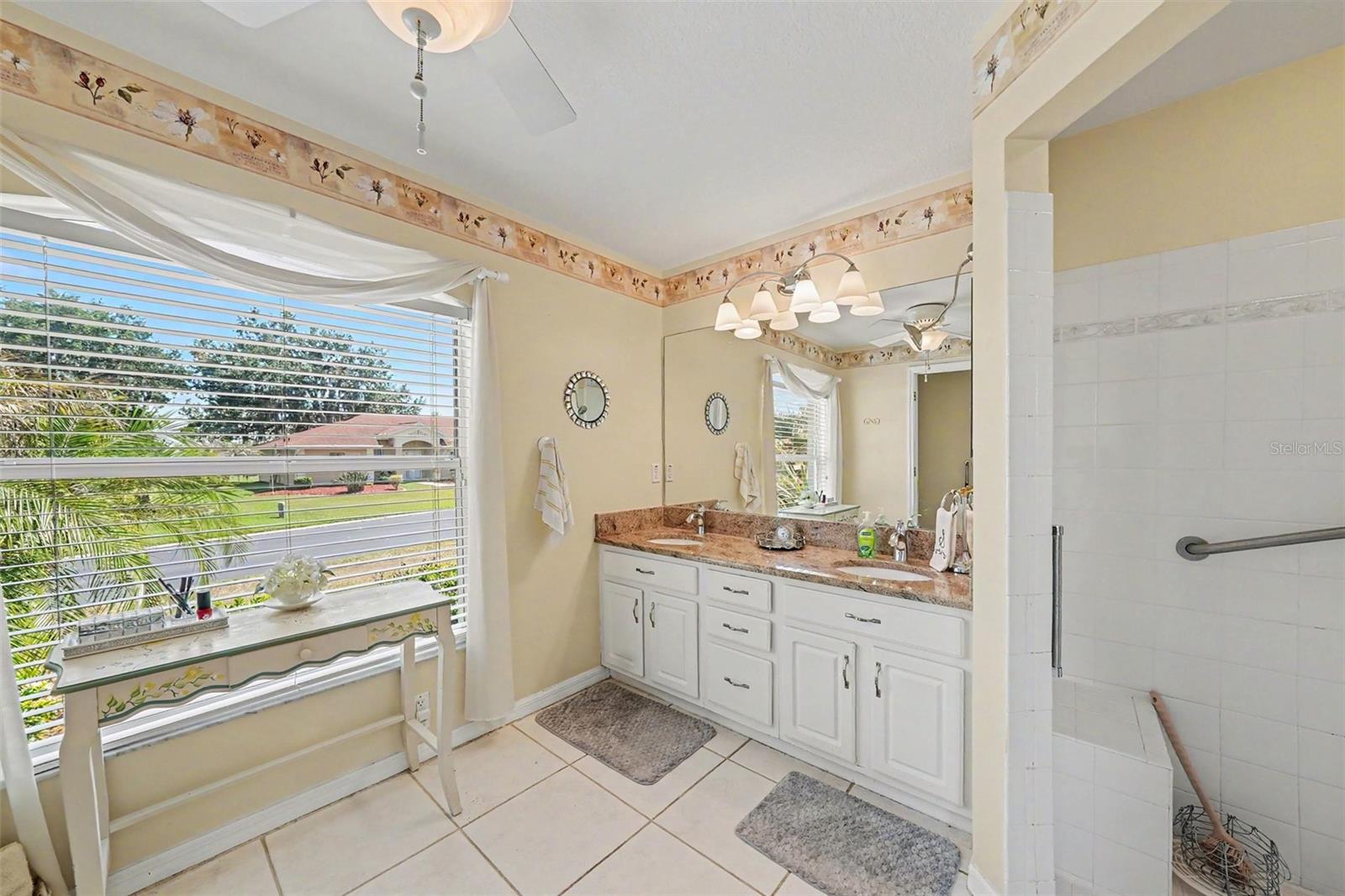 11132 MOSHIE LN, SAN ANTONIO, FL, 33576