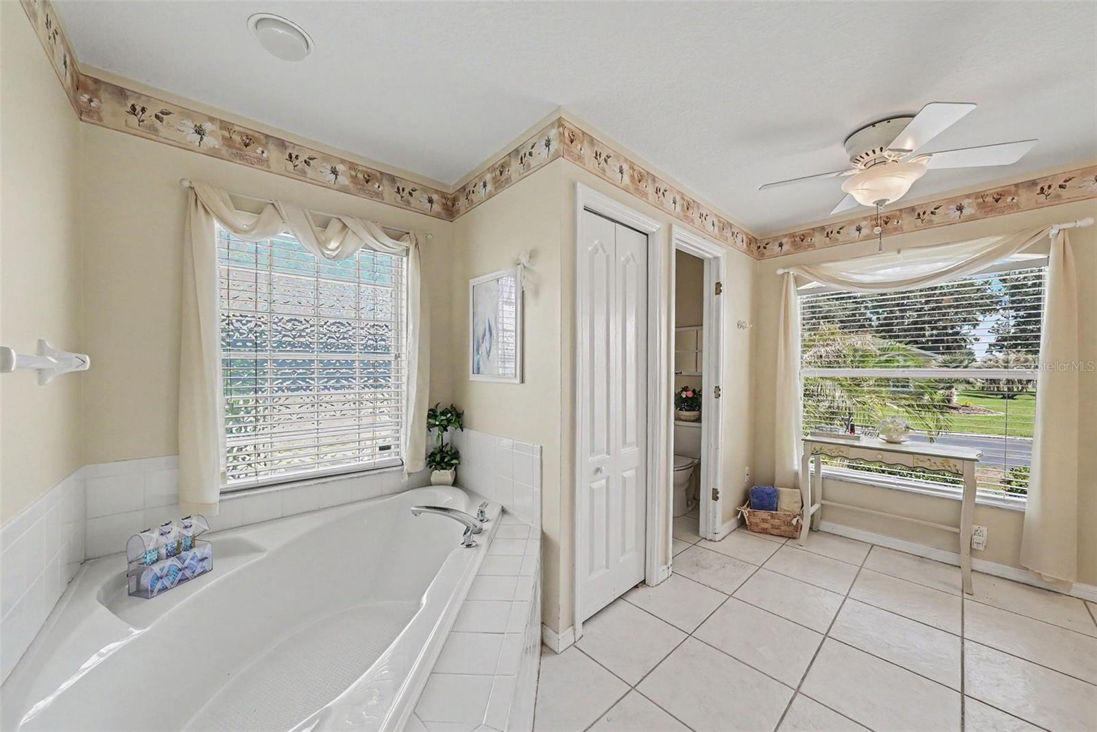 11132 MOSHIE LN, SAN ANTONIO, FL, 33576