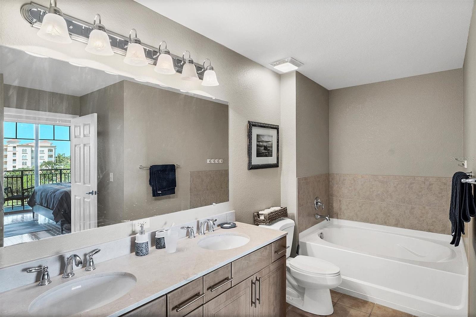 1064 N TAMIAMI TRL #1527, SARASOTA, FL, 34236