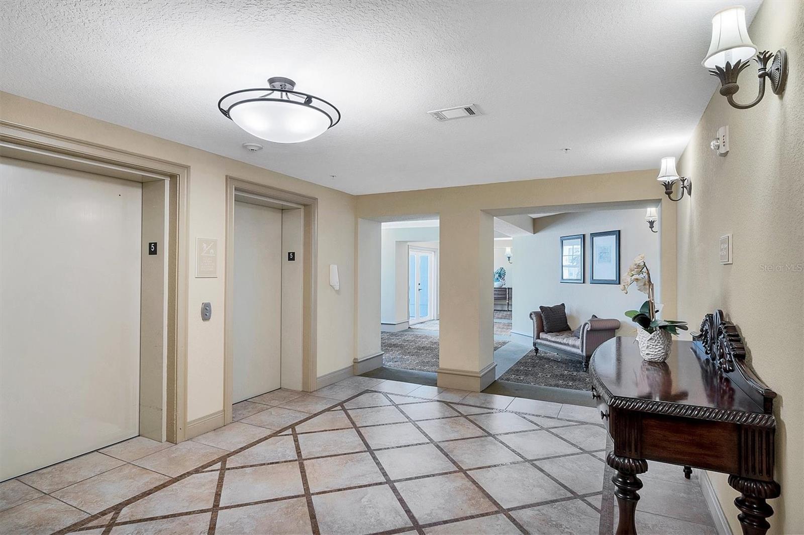 1064 N TAMIAMI TRL #1527, SARASOTA, FL, 34236