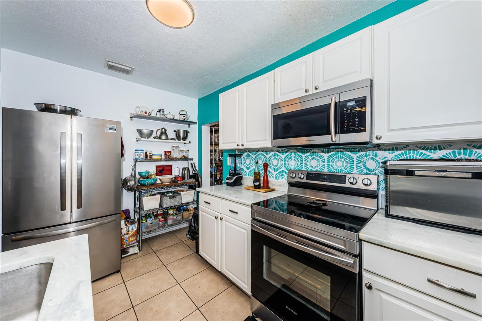 547 15TH ST N, ST PETERSBURG, FL, 33705