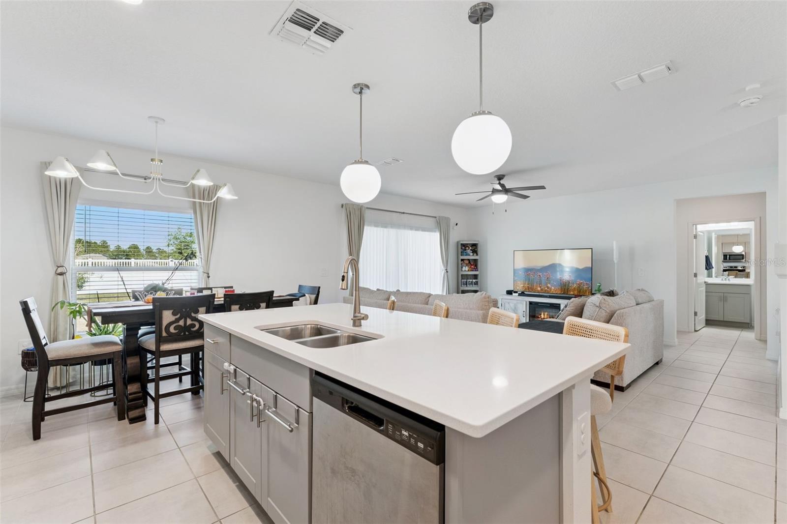 1111 CALICO POINTE CIR, GROVELAND, FL, 34736