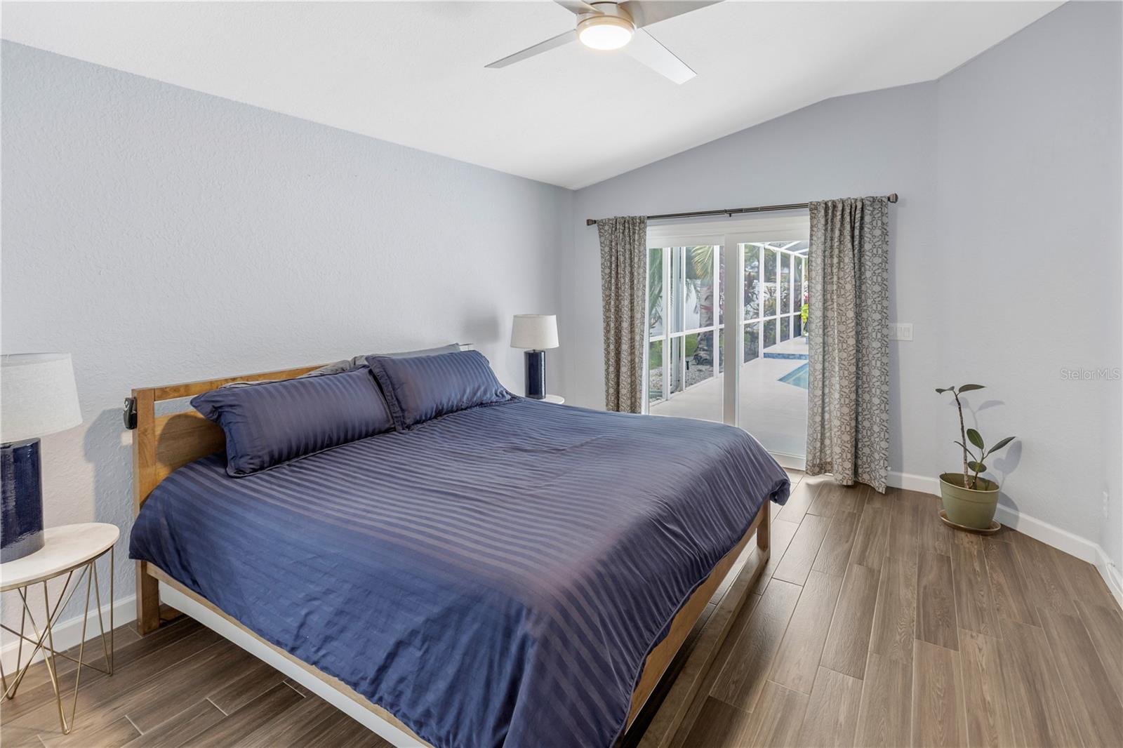 727 HIDDEN LAKE DR, TARPON SPRINGS, FL, 34689