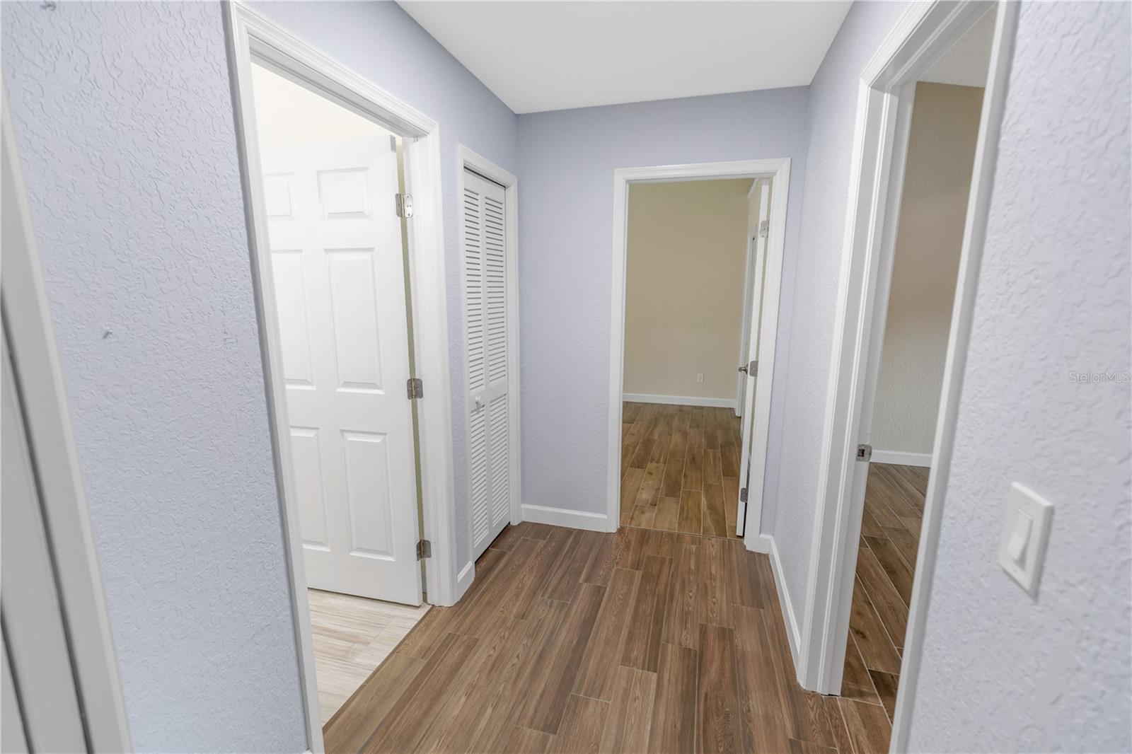 727 HIDDEN LAKE DR, TARPON SPRINGS, FL, 34689