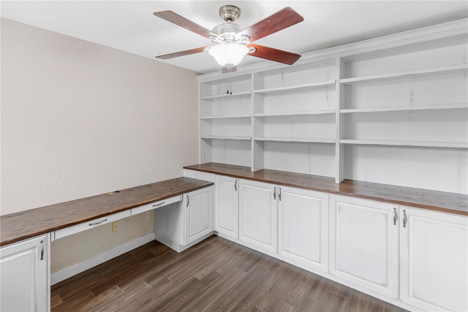 727 HIDDEN LAKE DR, TARPON SPRINGS, FL, 34689