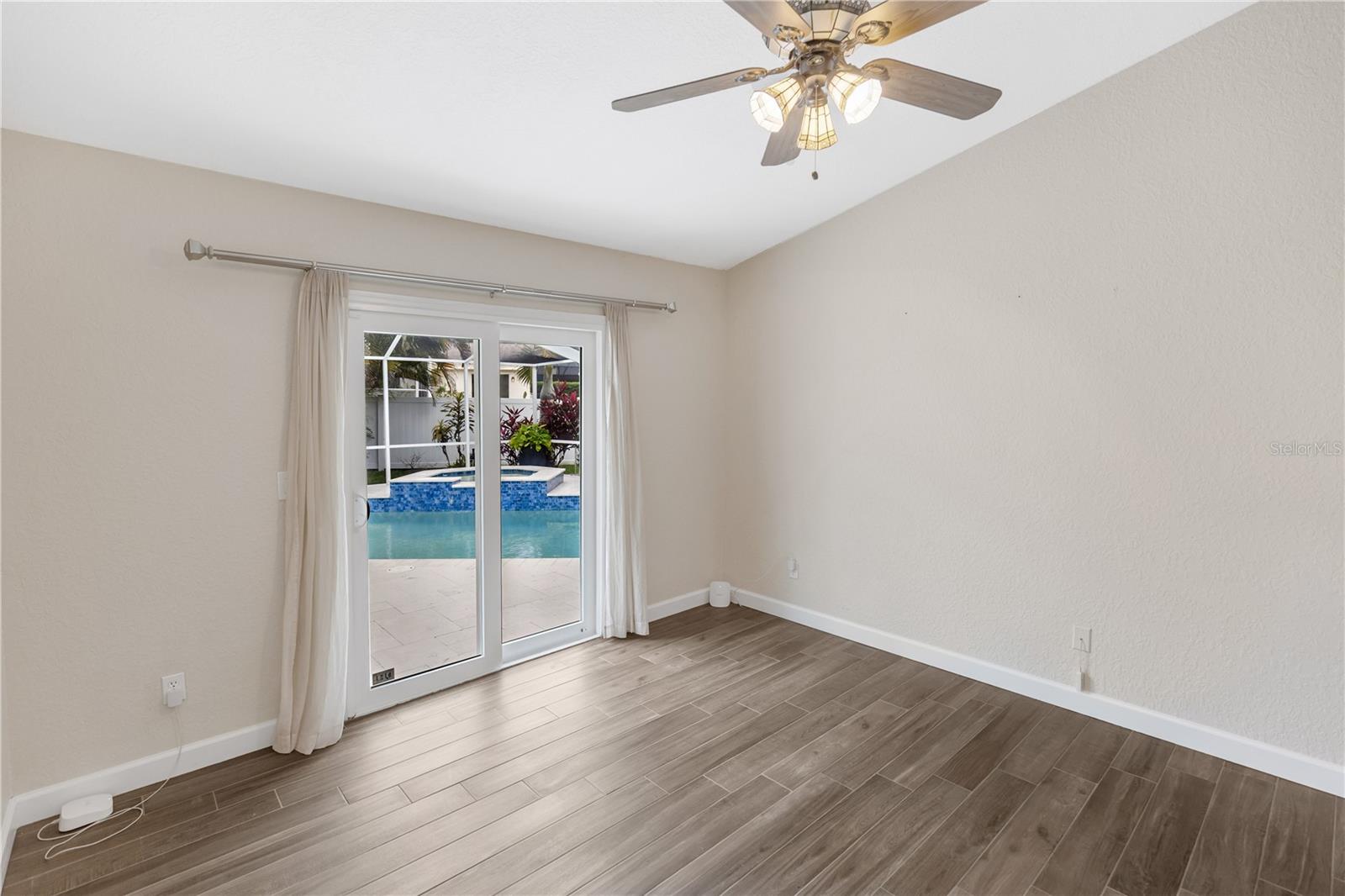 727 HIDDEN LAKE DR, TARPON SPRINGS, FL, 34689