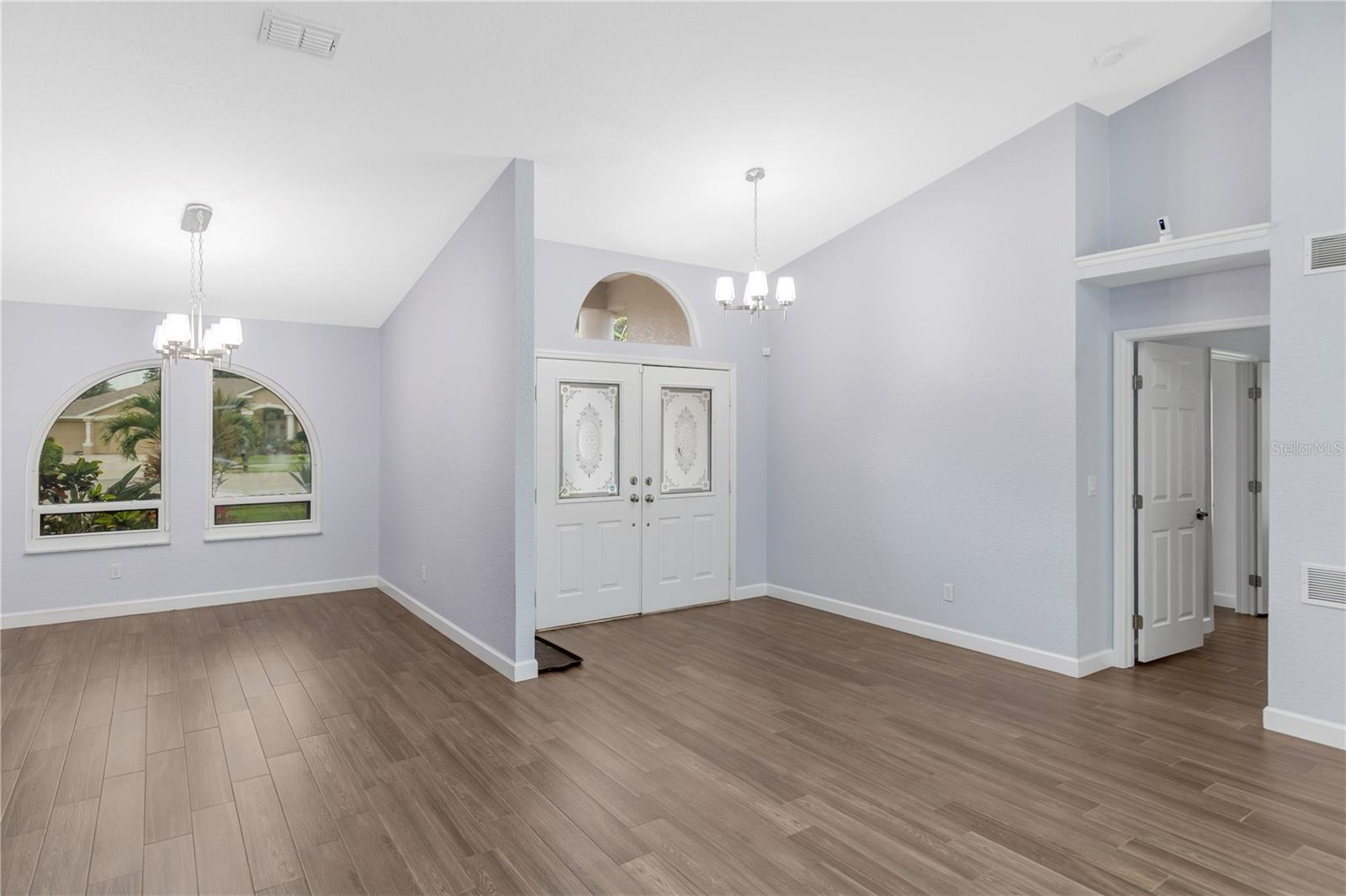 727 HIDDEN LAKE DR, TARPON SPRINGS, FL, 34689