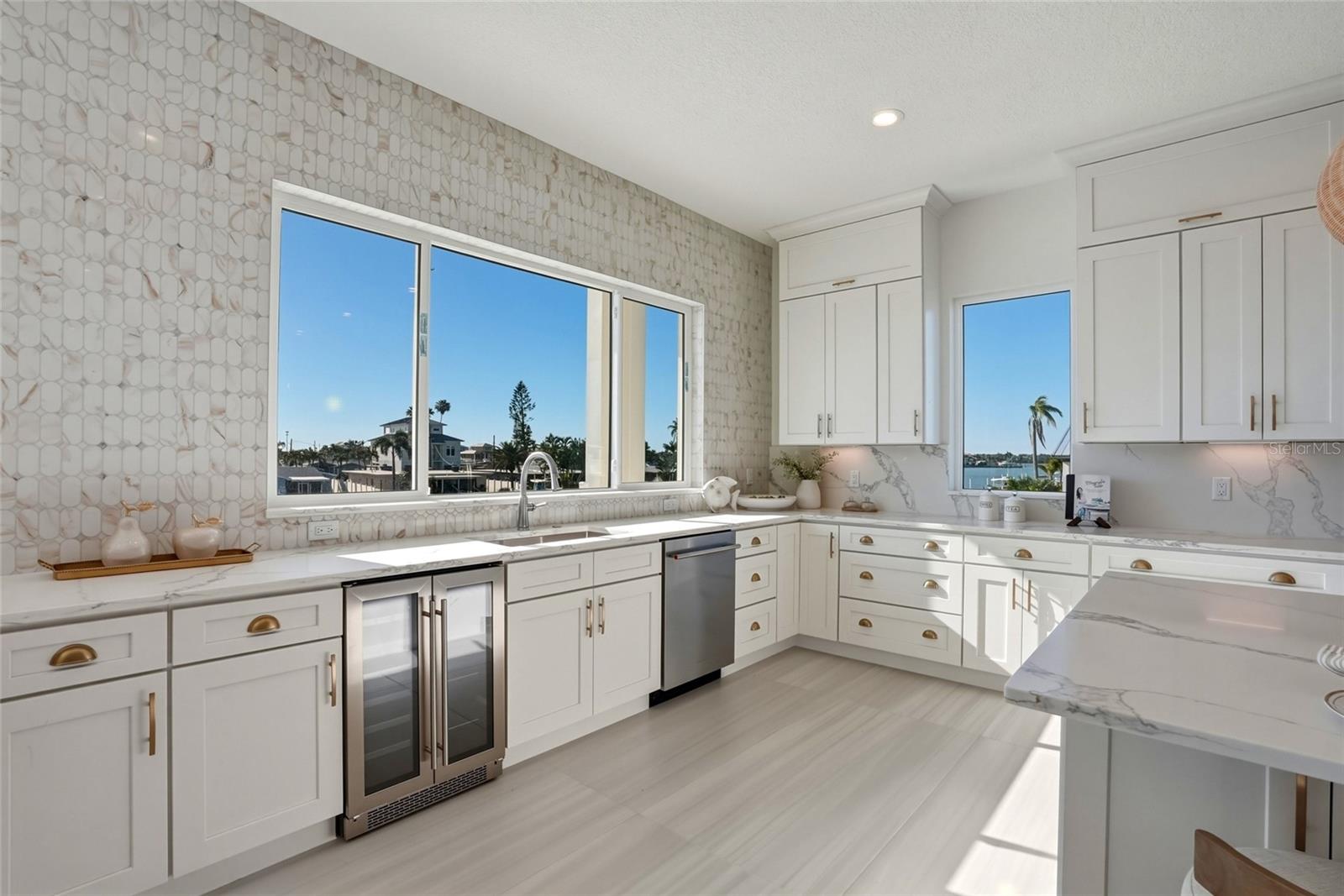 534 CRYSTAL DR, MADEIRA BEACH, FL, 33708