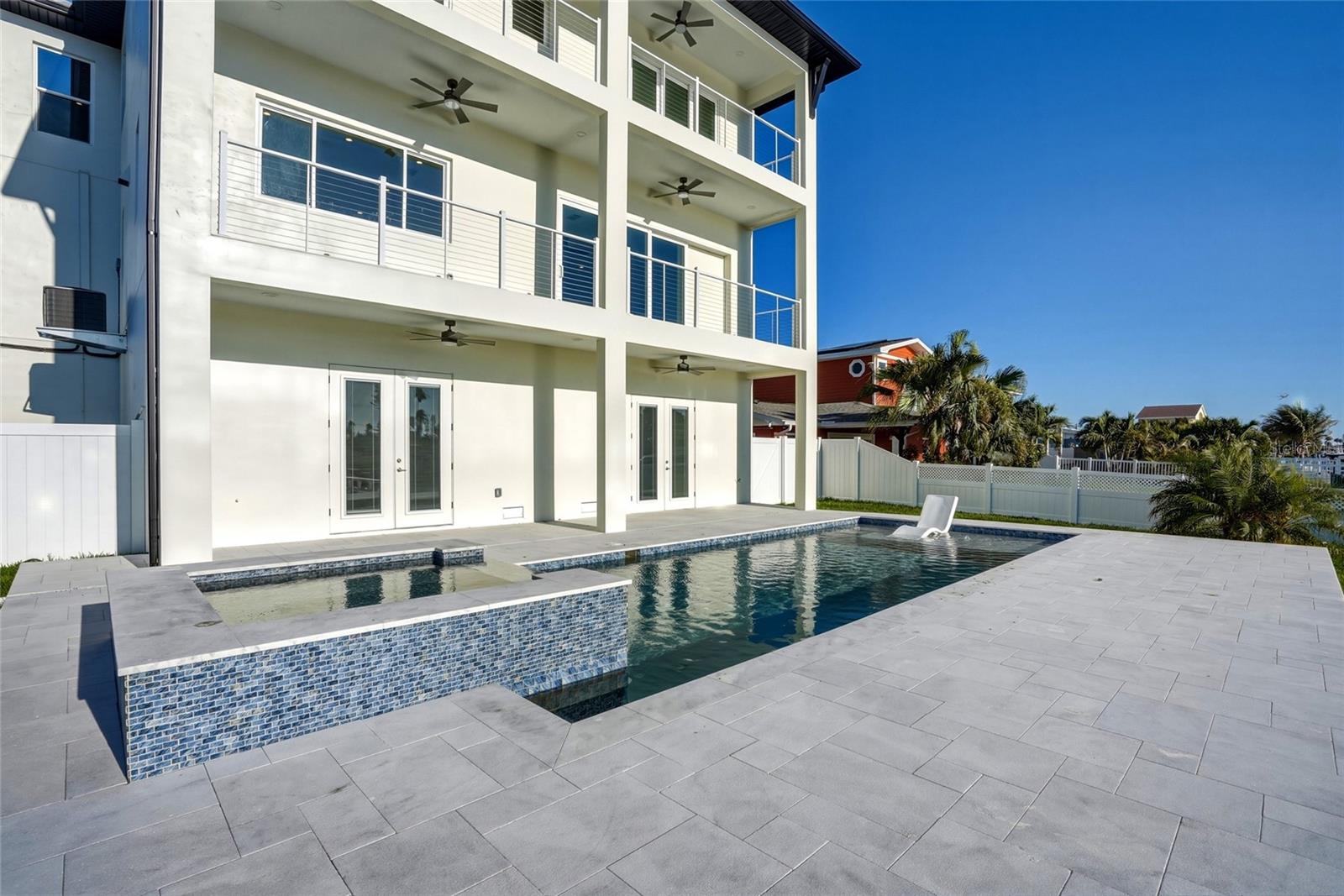 534 CRYSTAL DR, MADEIRA BEACH, FL, 33708