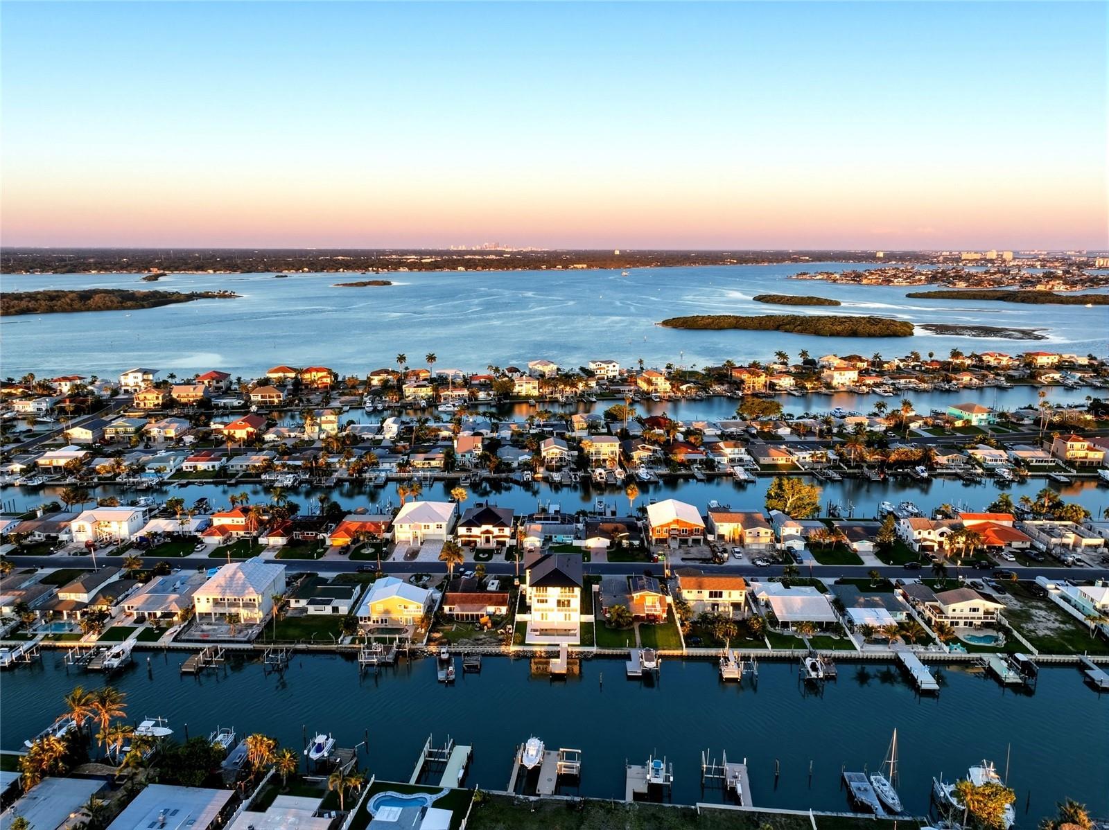 534 CRYSTAL DR, MADEIRA BEACH, FL, 33708