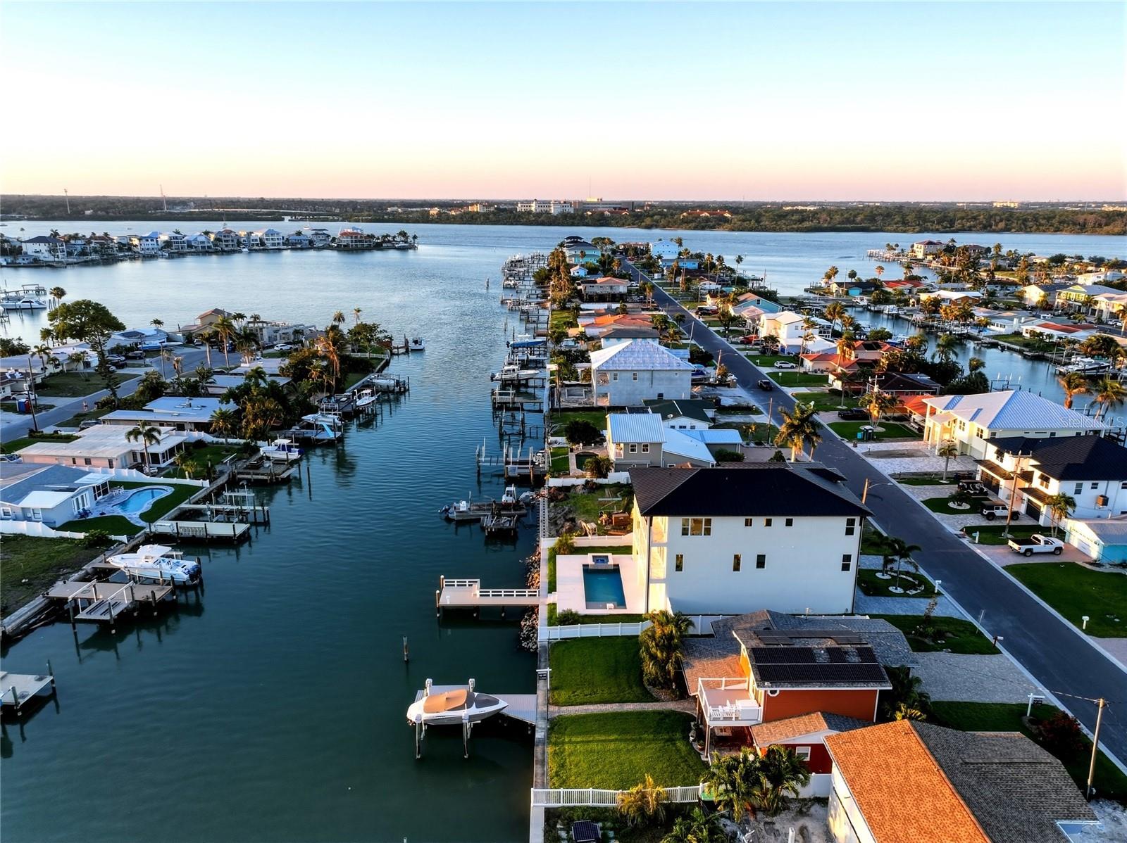 534 CRYSTAL DR, MADEIRA BEACH, FL, 33708