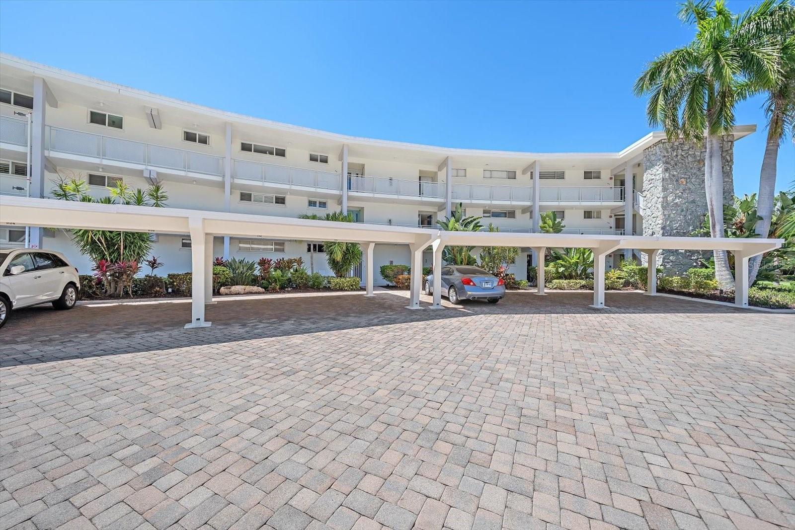 100 SANDS POINT RD #225, LONGBOAT KEY, FL, 34228