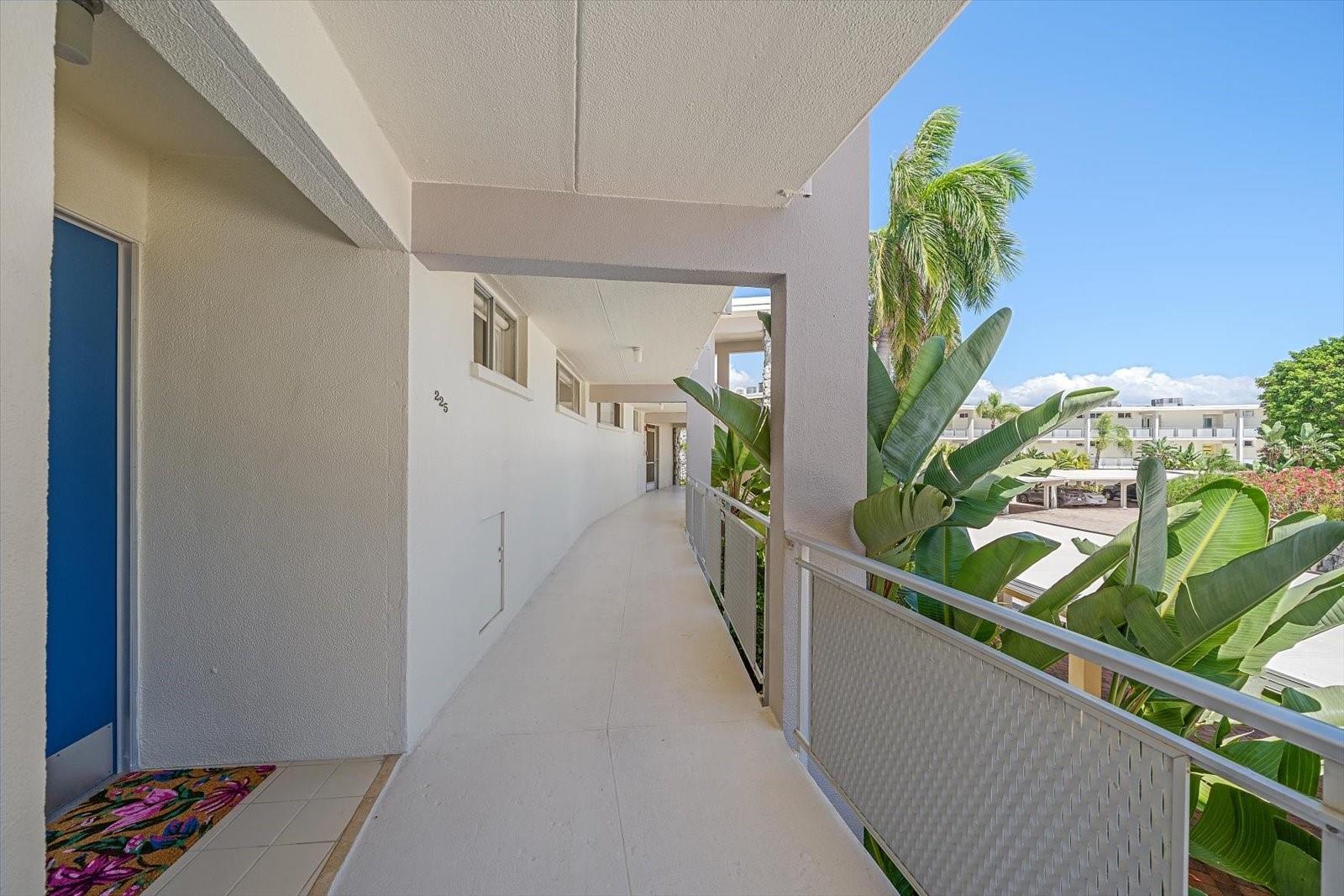 100 SANDS POINT RD #225, LONGBOAT KEY, FL, 34228