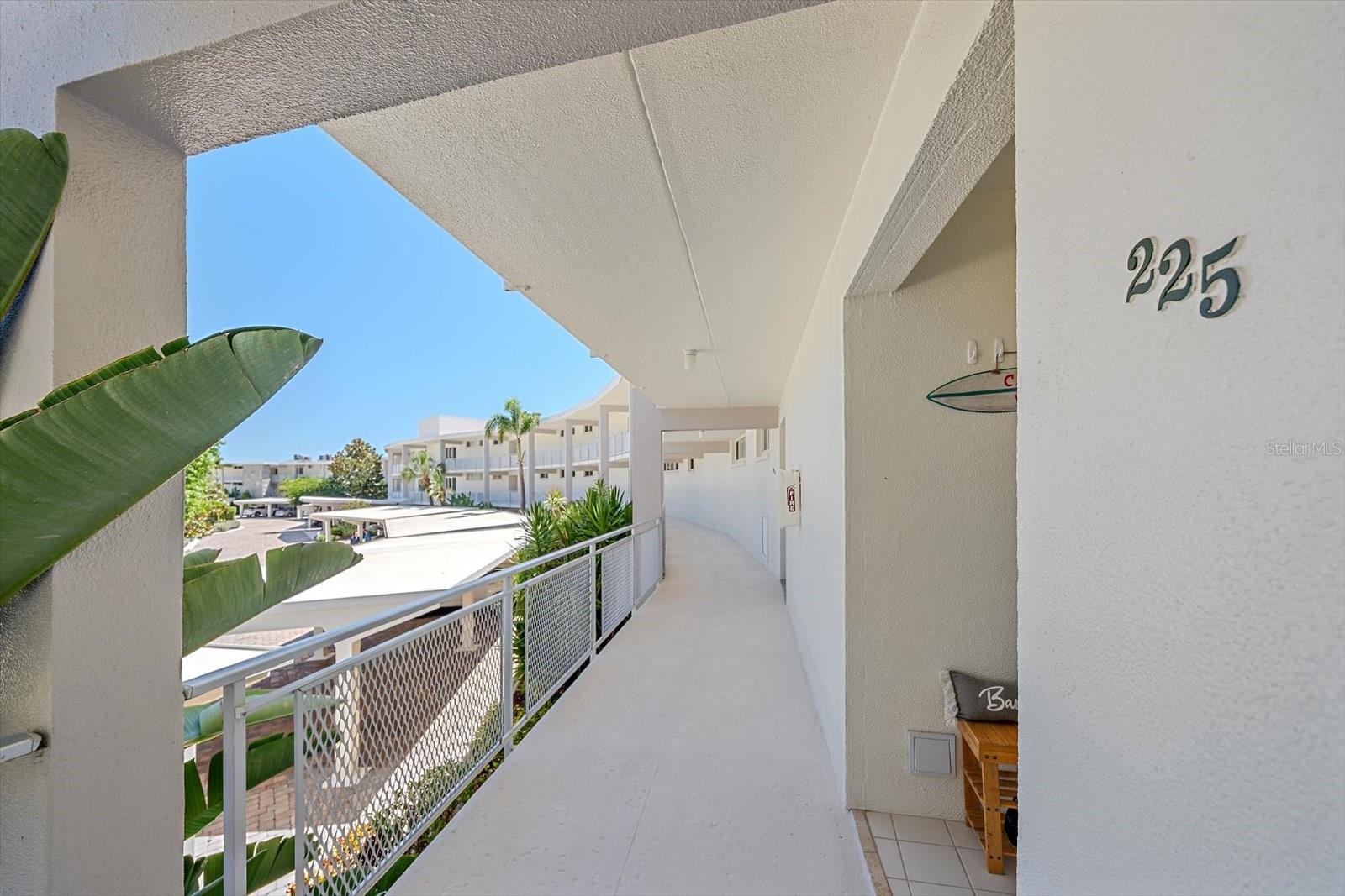 100 SANDS POINT RD #225, LONGBOAT KEY, FL, 34228