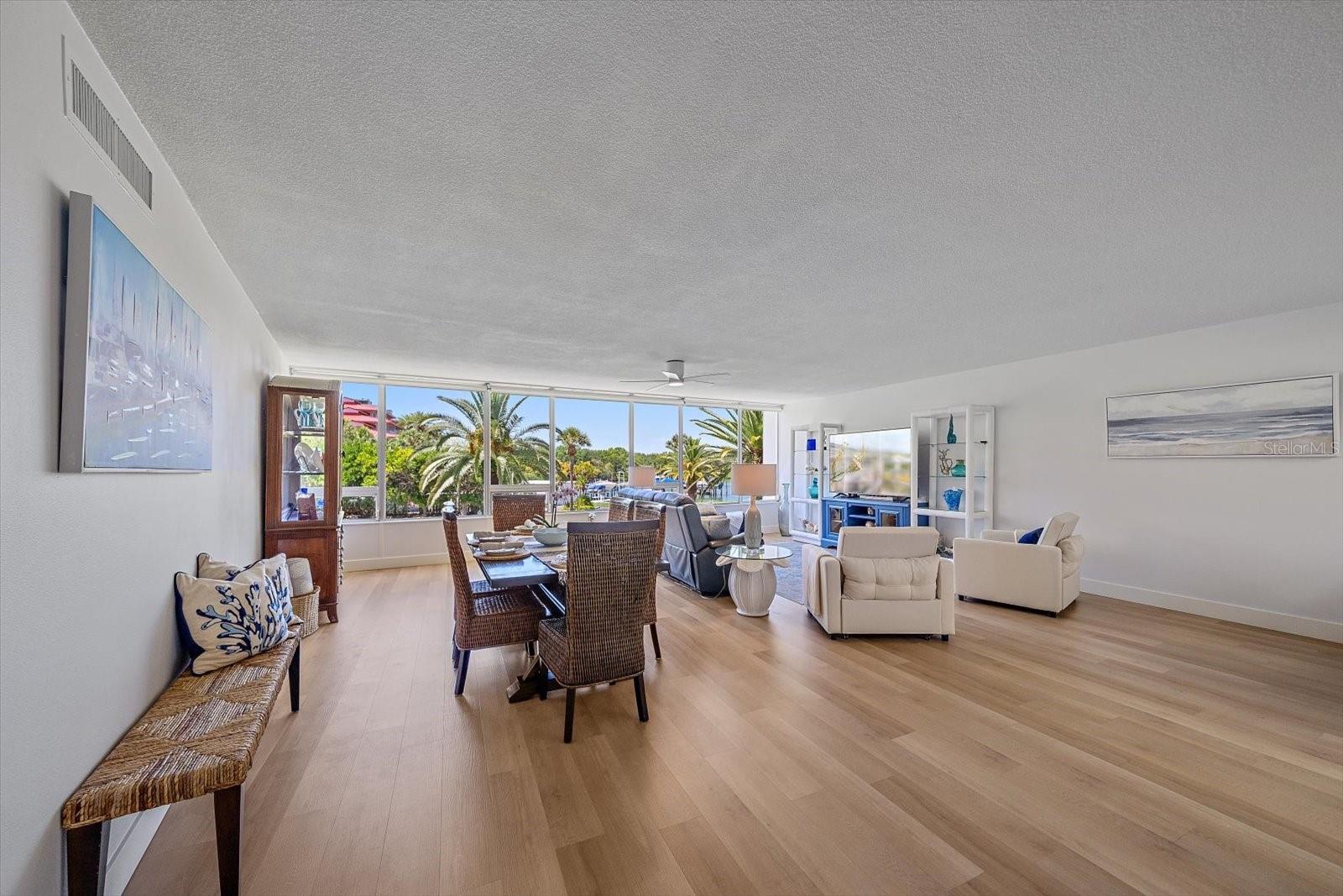 100 SANDS POINT RD #225, LONGBOAT KEY, FL, 34228