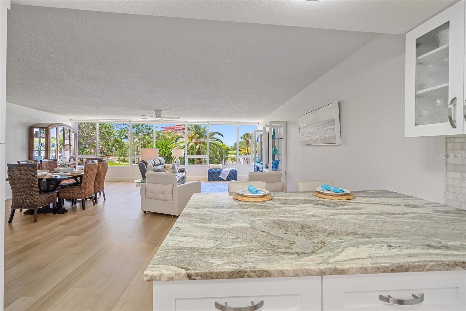 100 SANDS POINT RD #225, LONGBOAT KEY, FL, 34228