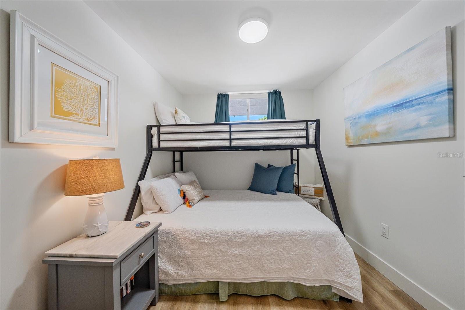 100 SANDS POINT RD #225, LONGBOAT KEY, FL, 34228
