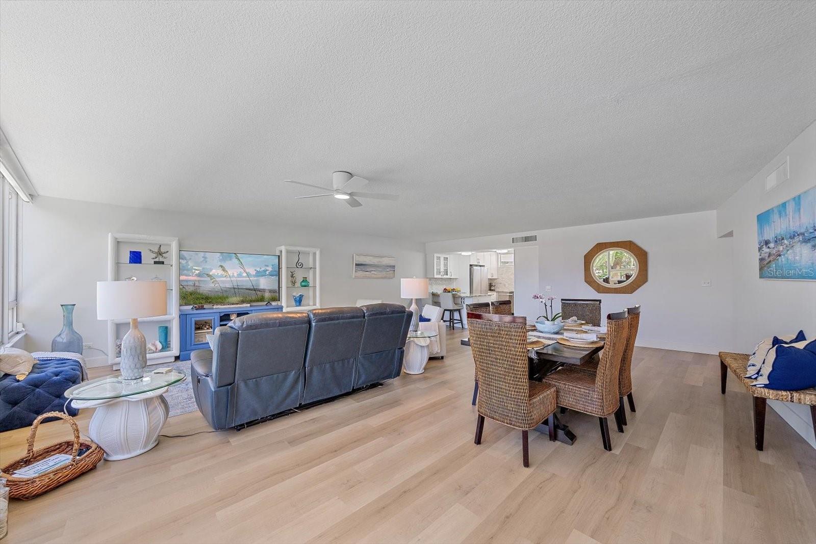 100 SANDS POINT RD #225, LONGBOAT KEY, FL, 34228