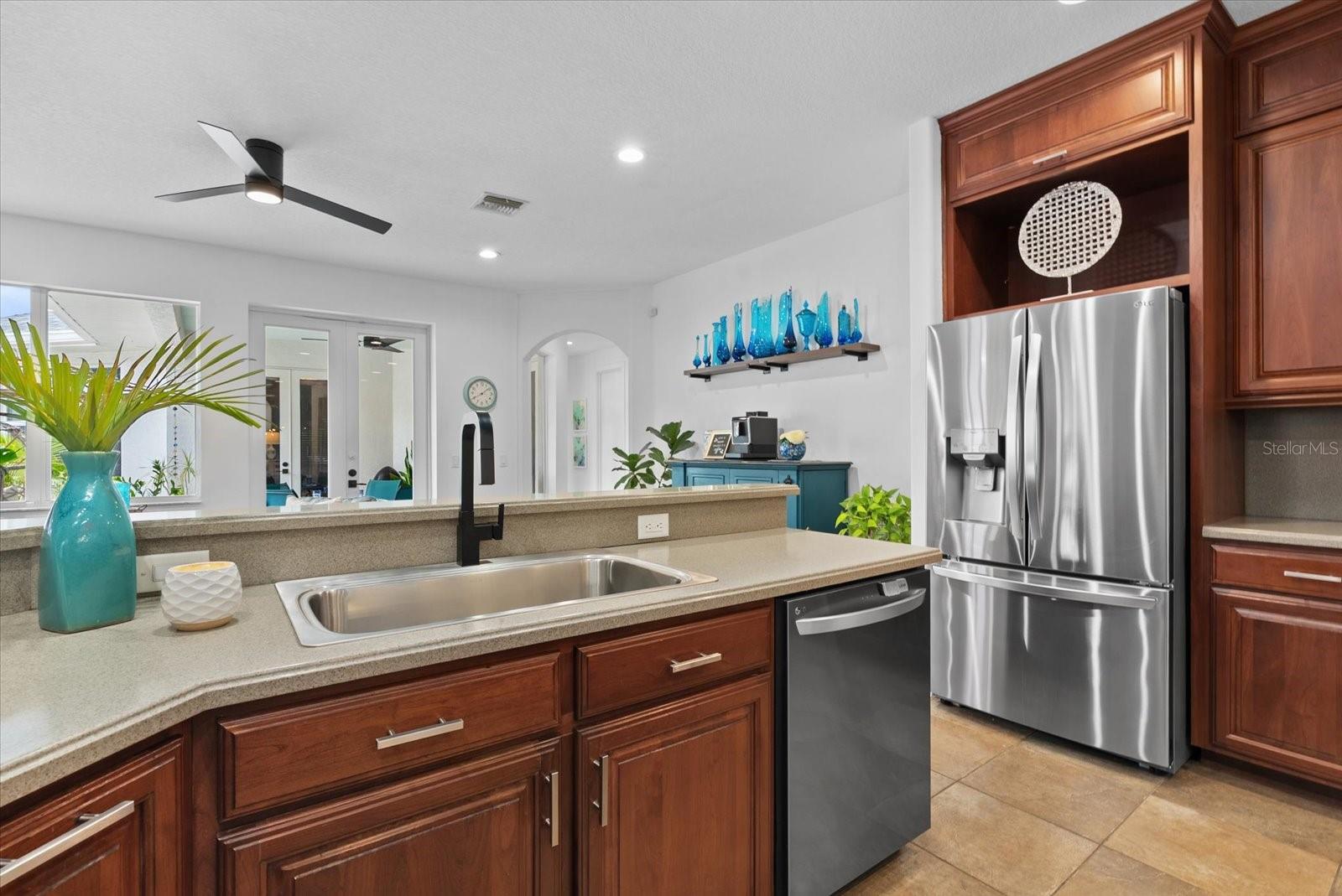 613 INDIANA AVE, NOKOMIS, FL, 34275