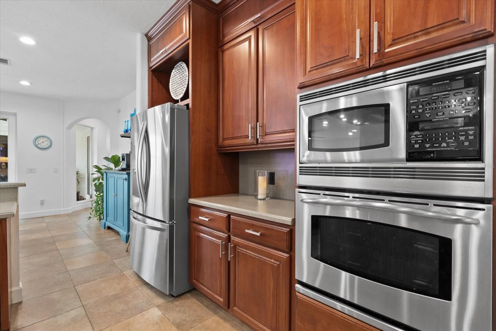 613 INDIANA AVE, NOKOMIS, FL, 34275