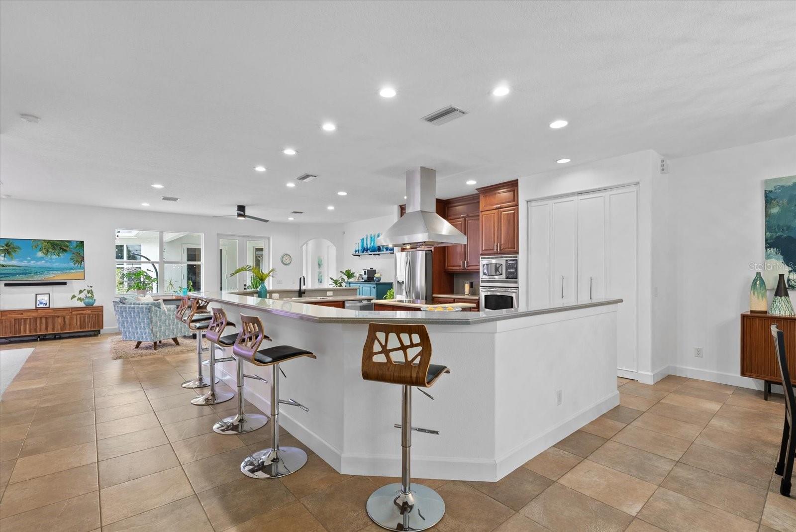 613 INDIANA AVE, NOKOMIS, FL, 34275
