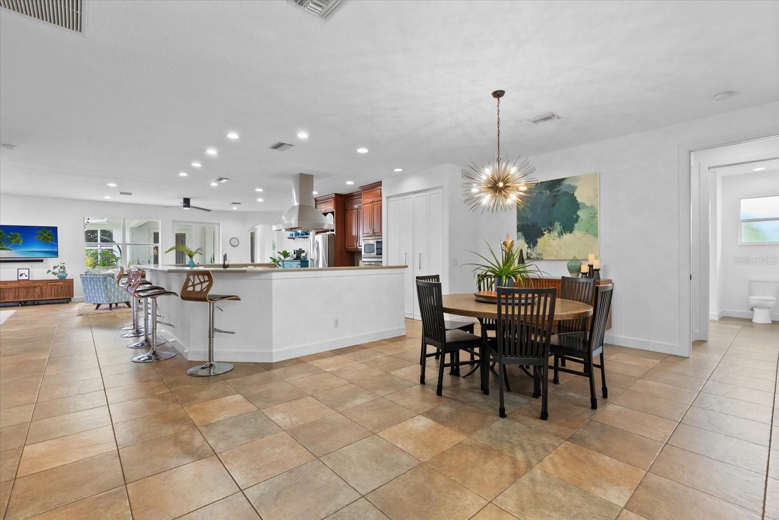 613 INDIANA AVE, NOKOMIS, FL, 34275