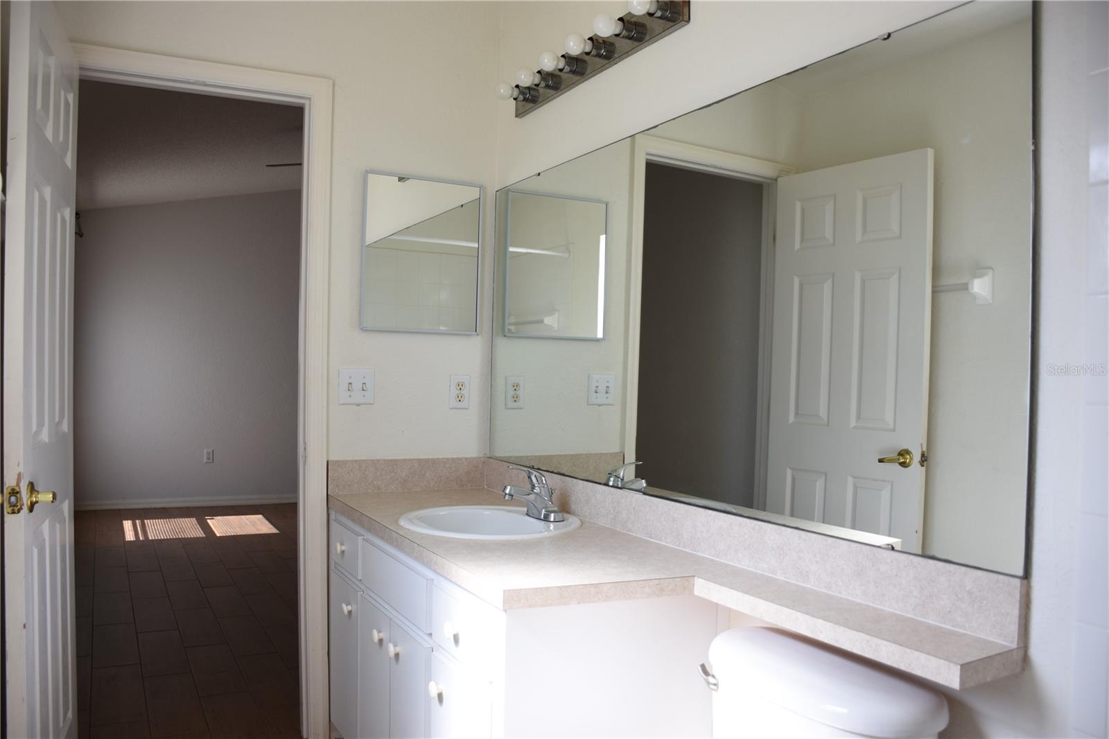 6603 MADEIRA AVE, LAKELAND, FL, 33811