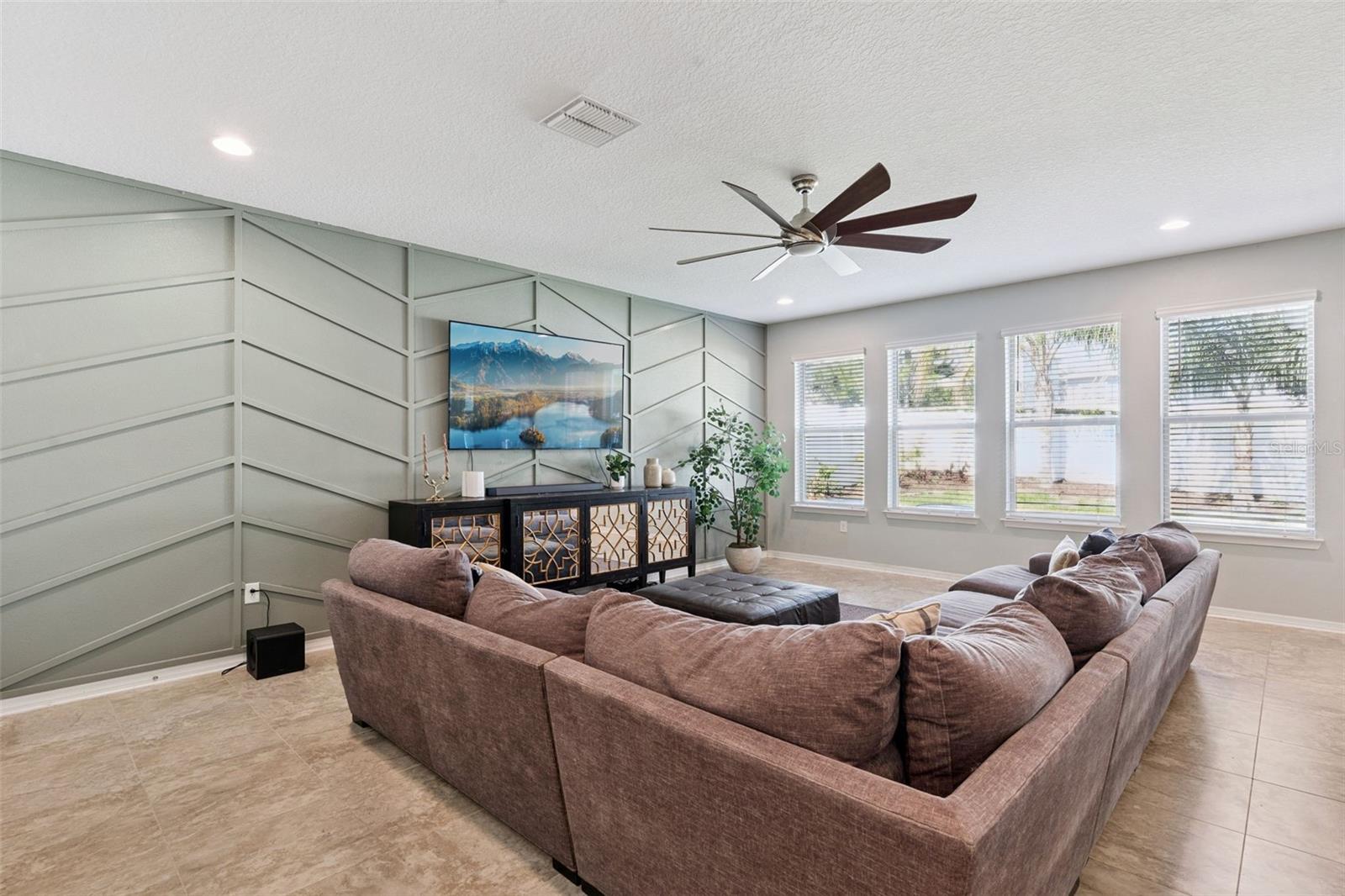 932 BOXELDER AVE, MINNEOLA, FL, 34715