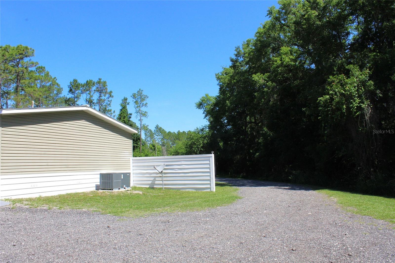 175 E SAN JOSE ST, PALATKA, FL, 32177