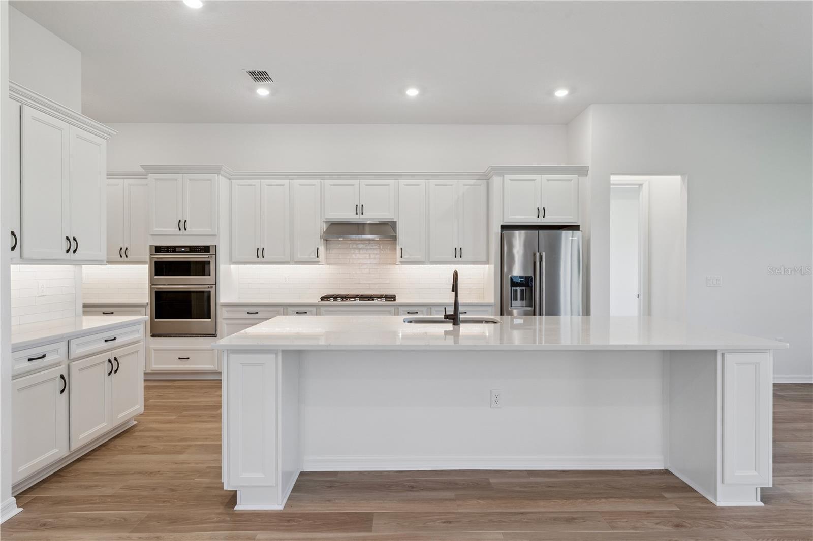 1552 SKYLINE HEIGHTS CIR, MINNEOLA, FL, 34715