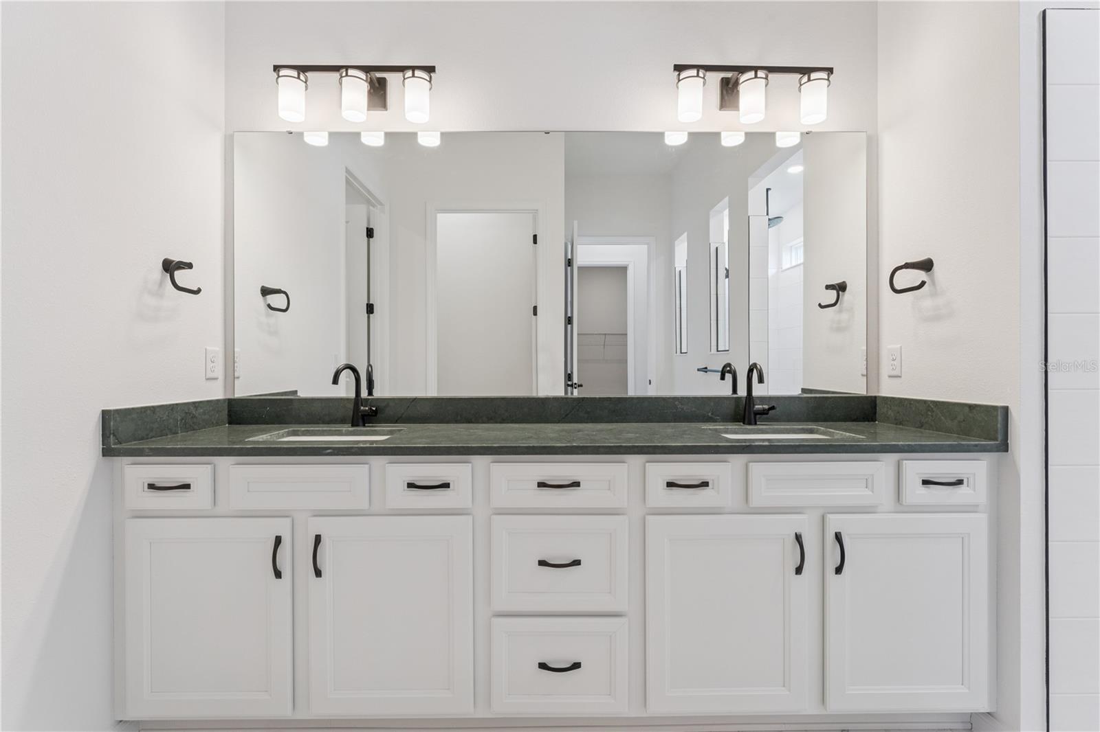 1552 SKYLINE HEIGHTS CIR, MINNEOLA, FL, 34715
