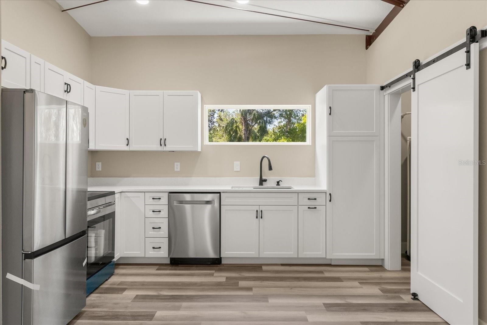 10408 W LARCHWOOD ST, HOMOSASSA, FL, 34448
