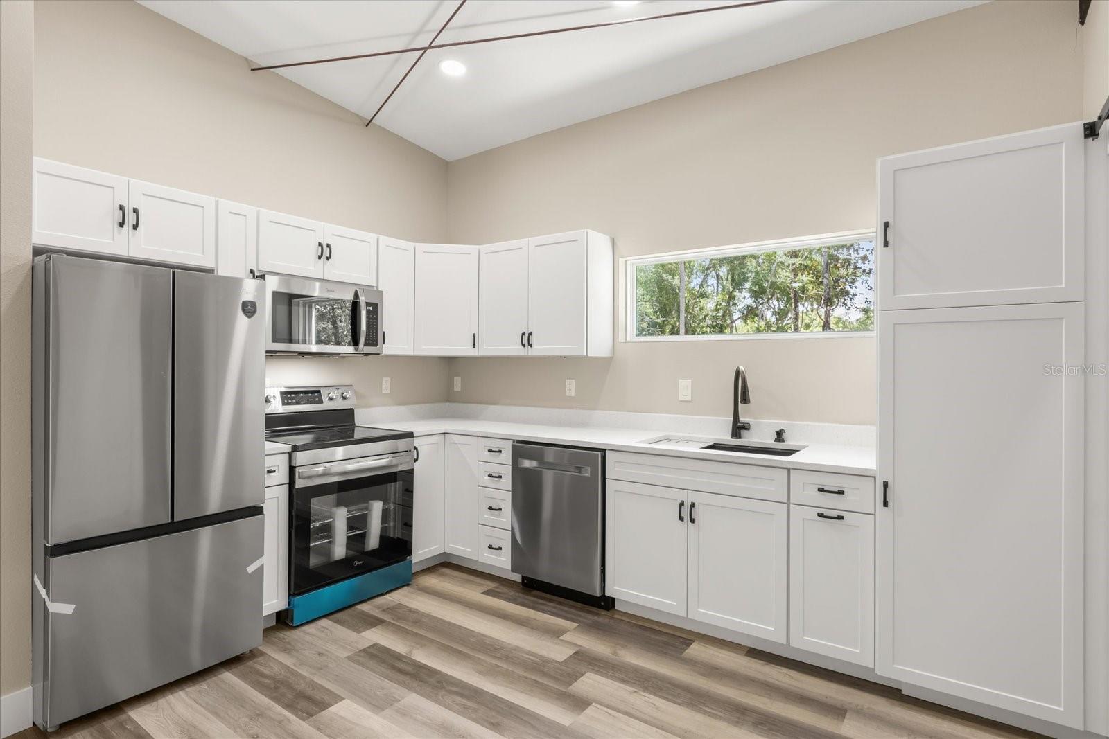 10408 W LARCHWOOD ST, HOMOSASSA, FL, 34448