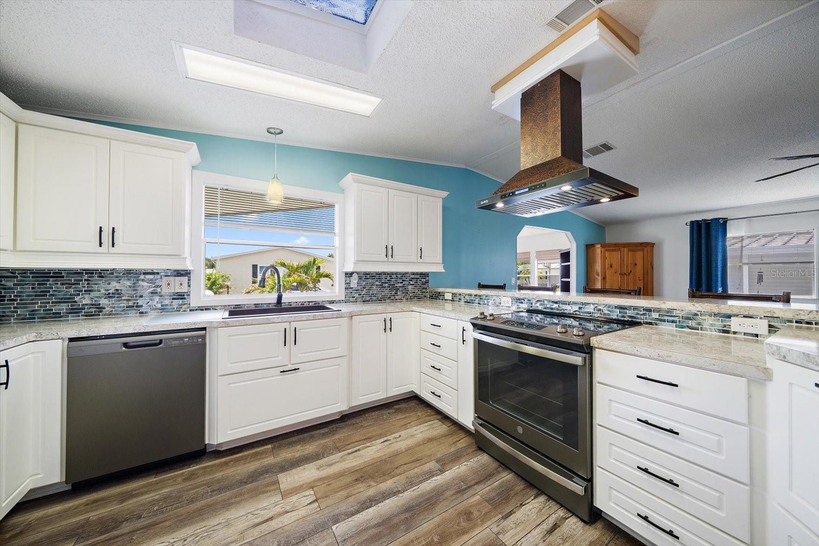 8102 MARIE LN, ELLENTON, FL, 34222