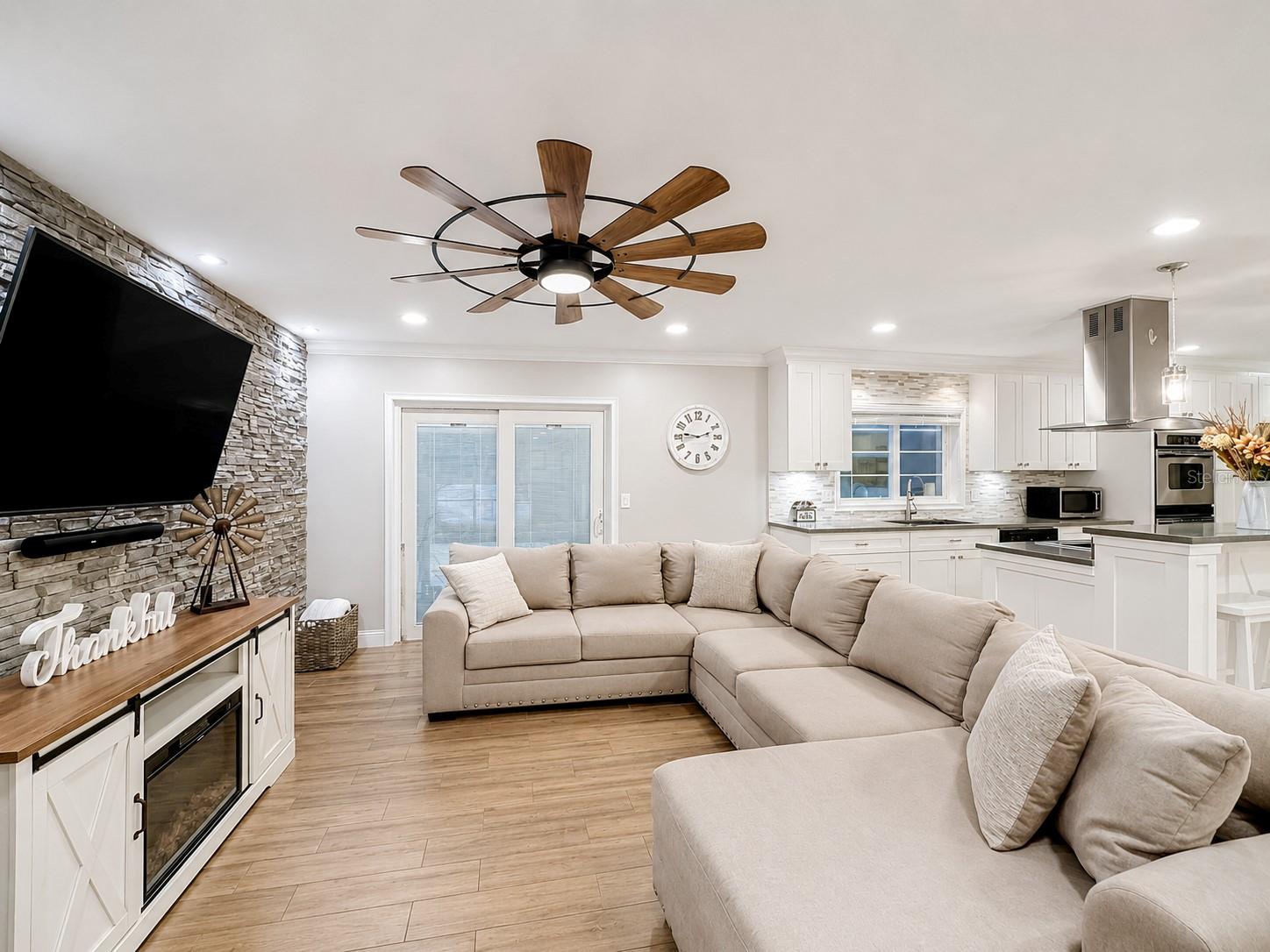 965 PAPAYA LN, WINTER SPRINGS, FL, 32708