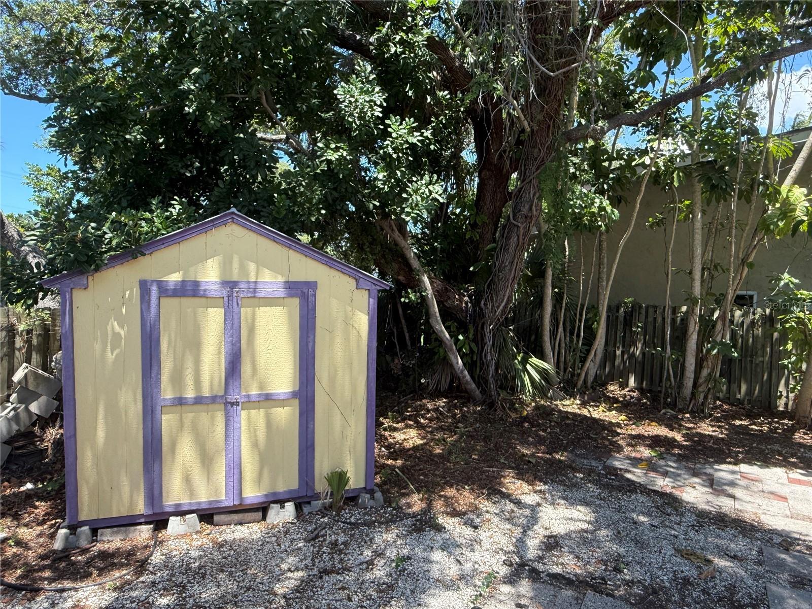 330 PAVONIA RD, NOKOMIS, FL, 34275