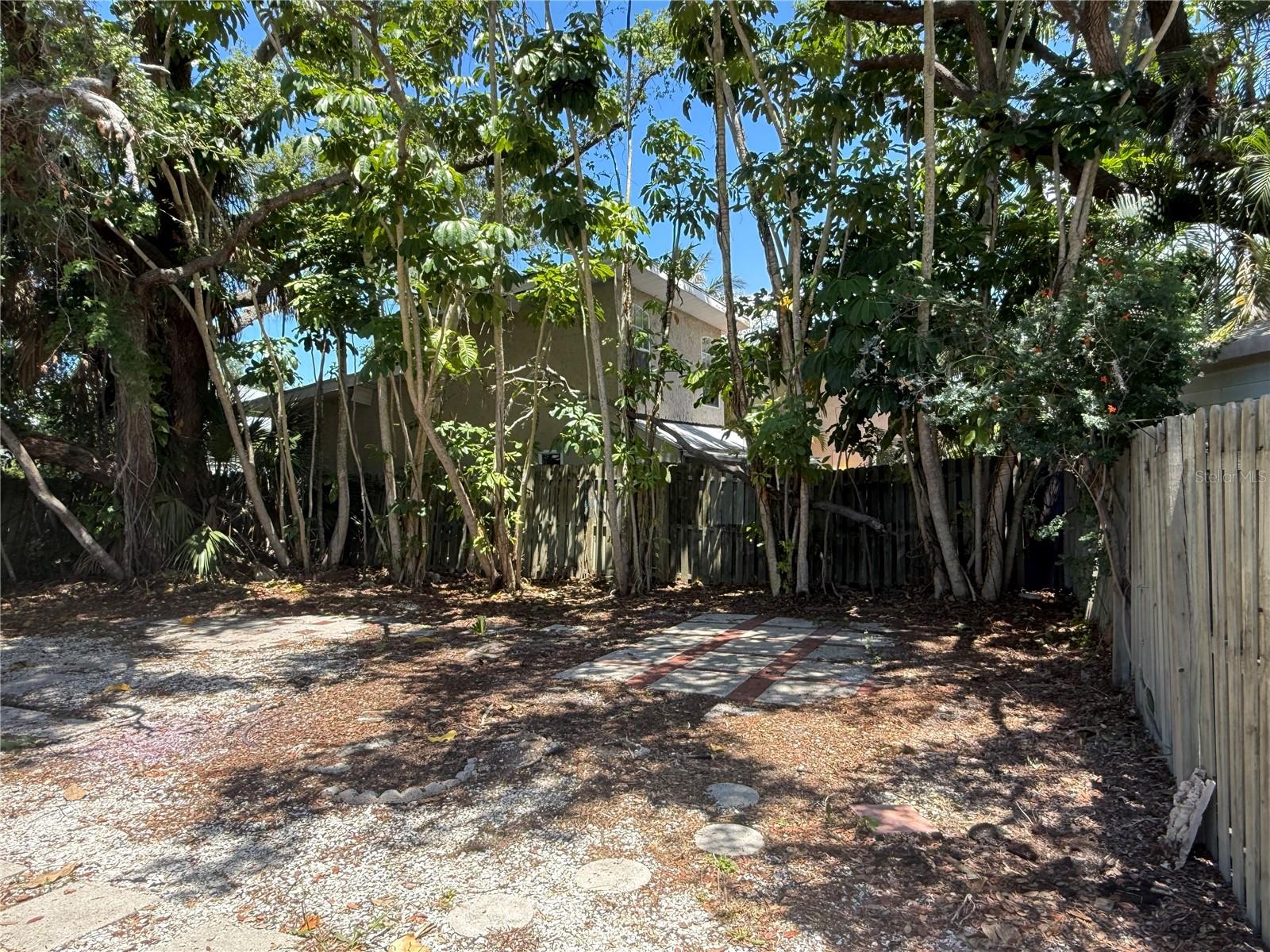 330 PAVONIA RD, NOKOMIS, FL, 34275