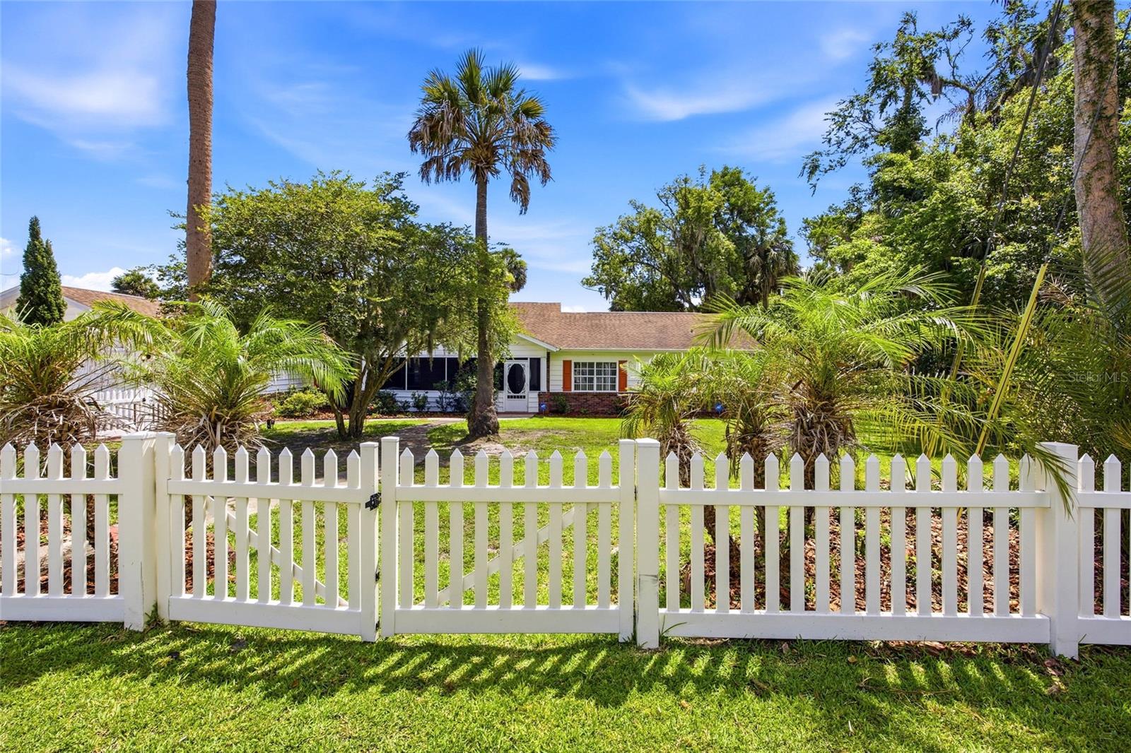 1100 N PALMETTO ST, LEESBURG, FL, 34748