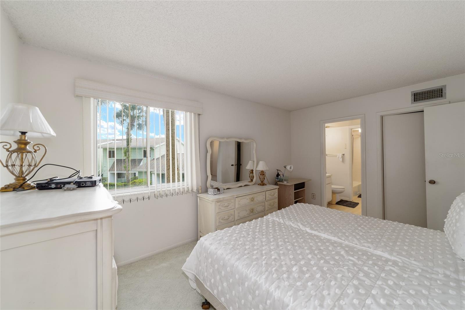 557 MIDWAY DR #B, OCALA, FL, 34472