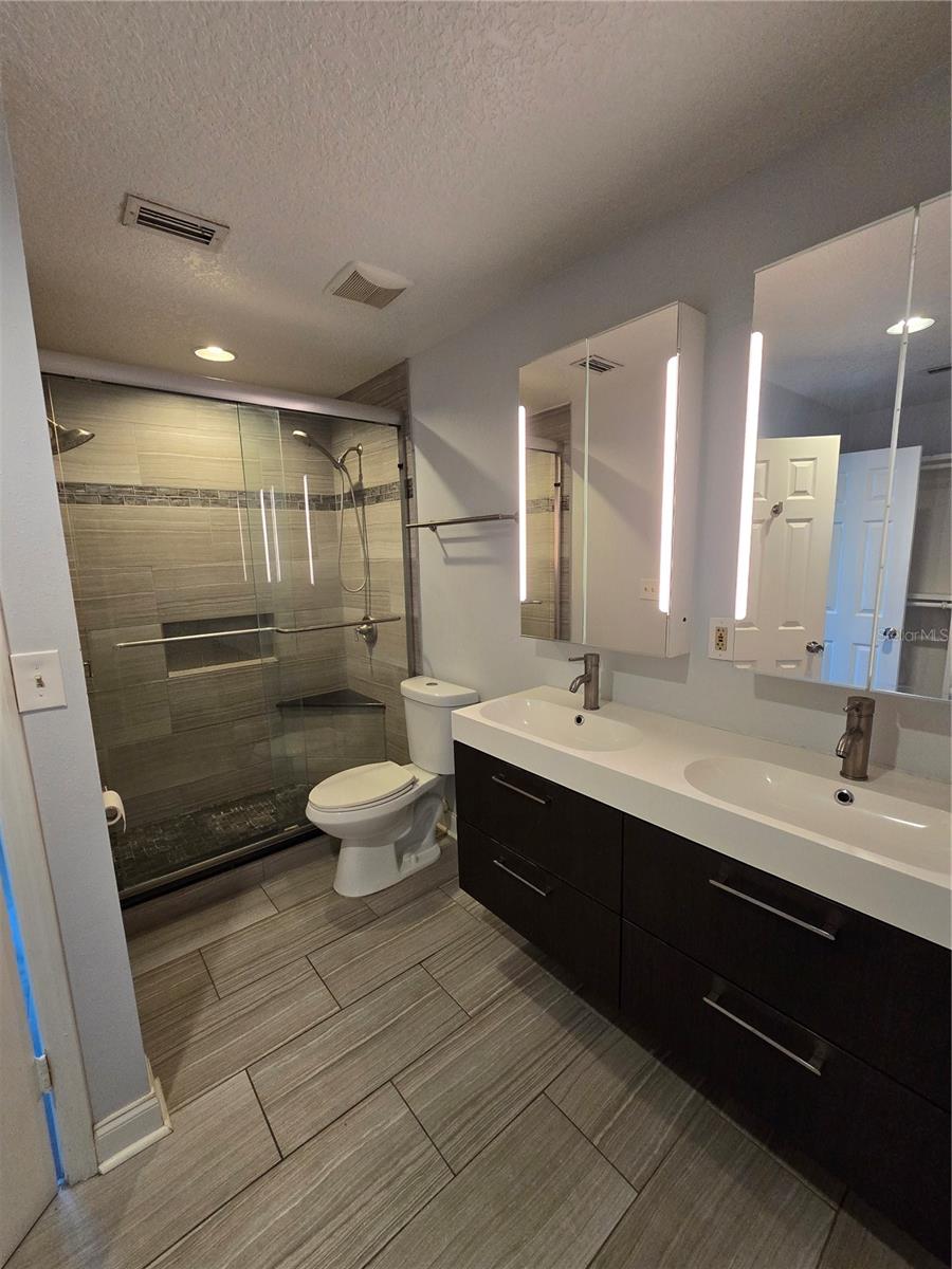 612 E CHURCH ST, ORLANDO, FL, 32801