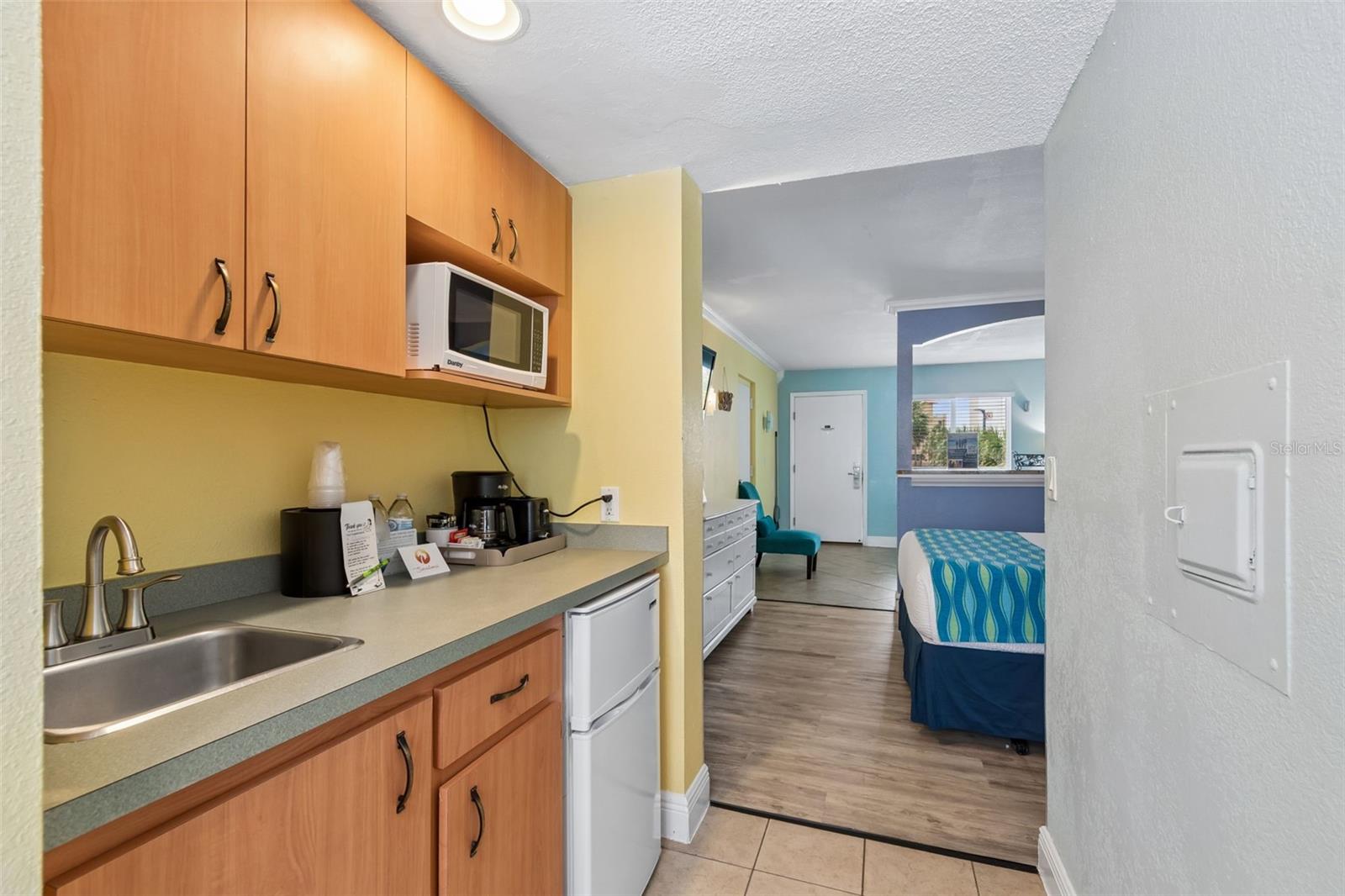 445 S GULFVIEW BLVD #214, CLEARWATER BEACH, FL, 33767