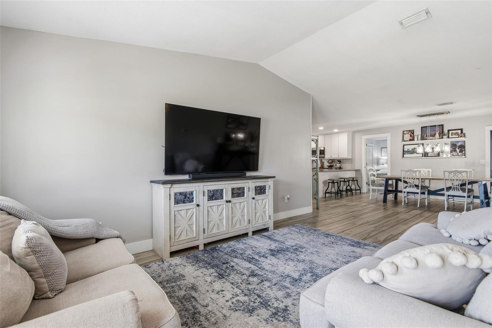 81 LARAMIE DR, PALM COAST, FL, 32137