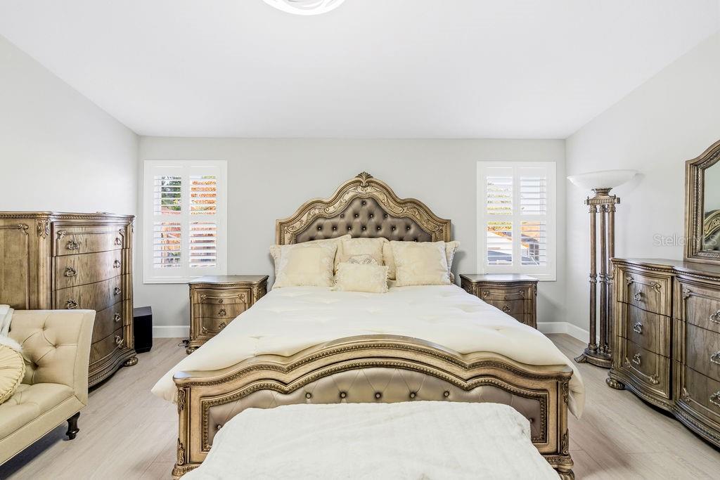 811 SANDCASTLE CIR, BRANDON, FL, 33511