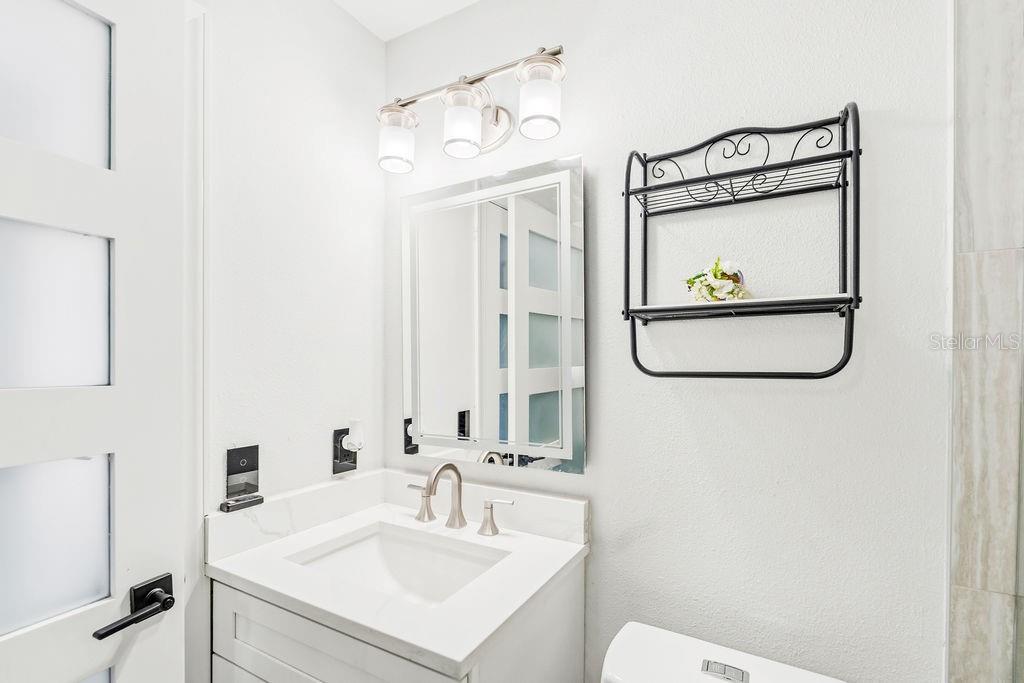 811 SANDCASTLE CIR, BRANDON, FL, 33511