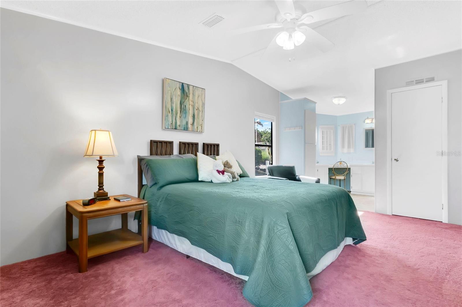 32520 W GOLF CT, LEESBURG, FL, 34748