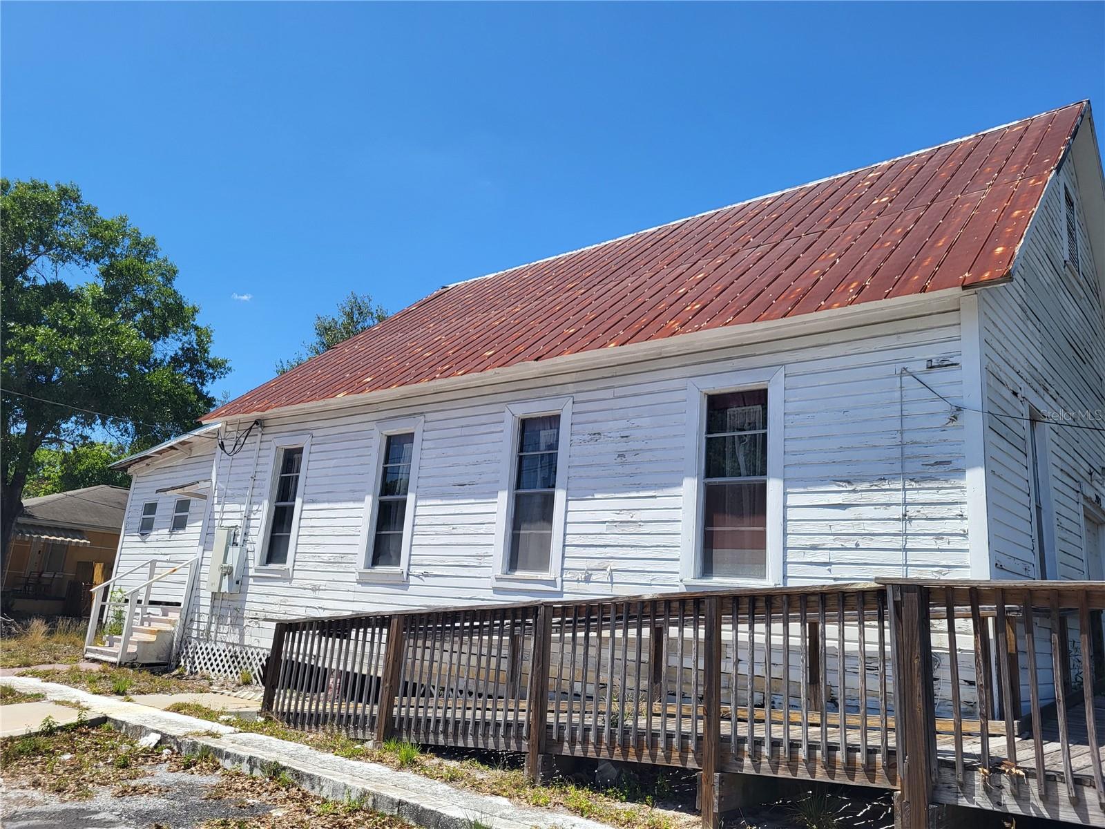 2902 N ALBANY AVE, TAMPA, FL, 33607