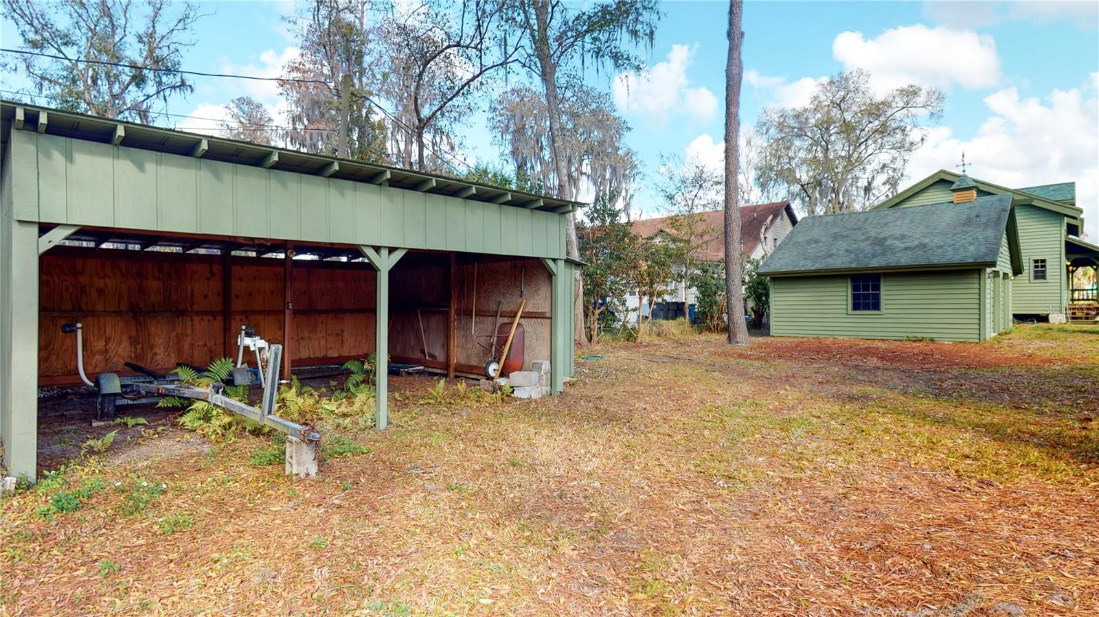 19803 READING RD, LUTZ, FL, 33558
